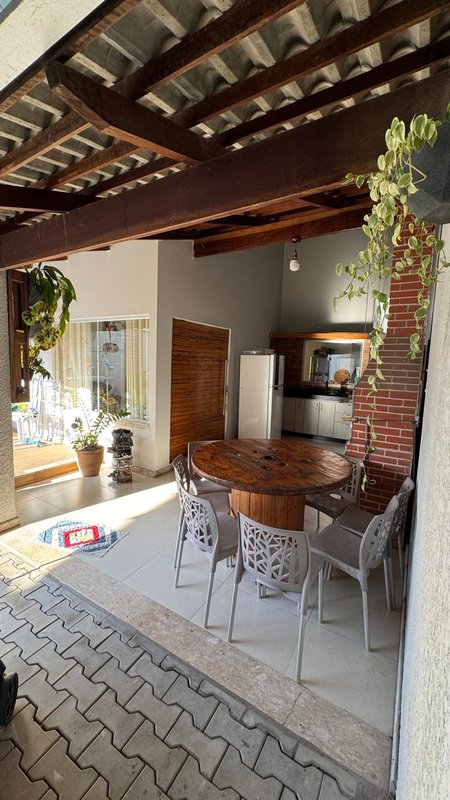 ✨ Linda Casa à Venda no Bairro Colonial – Eunápolis/BA ✨ Colonial  Eunápolis - 