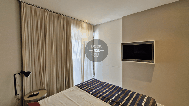 Apartamento Mobiliado com Vista Mar   Av. Mal. Floriano Peixoto Santos - 