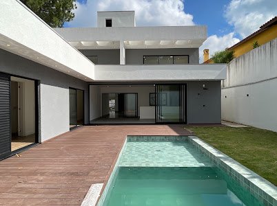 🏡 Casa de Alto Padrão no Residencial 12 – Alphaville Alameda Toledo Santana de Parnaíba - 