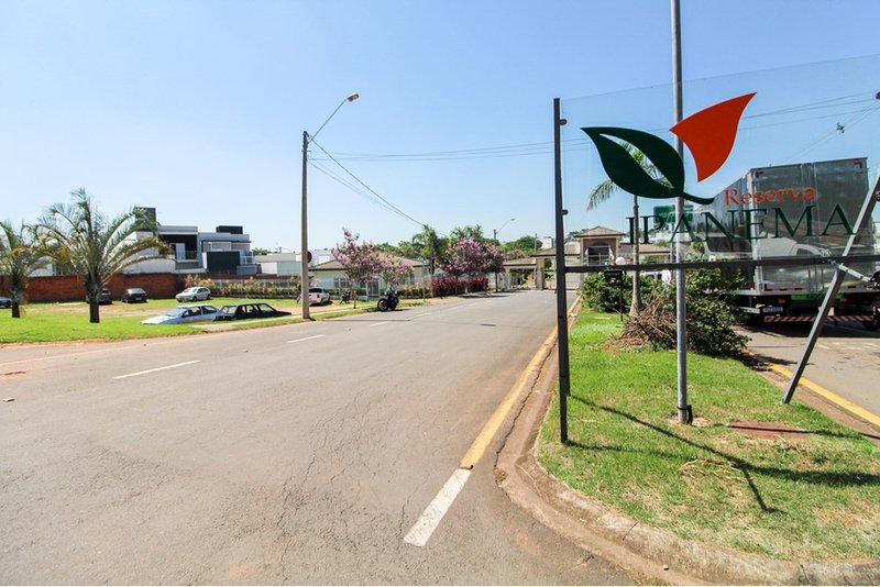 Casa à venda, 140m - 3 Dorm. 2 Suítes - R$ 880.000 - Condomínio Reserva Ipanema - Sorocaba Avenida Ipanema Sorocaba - 