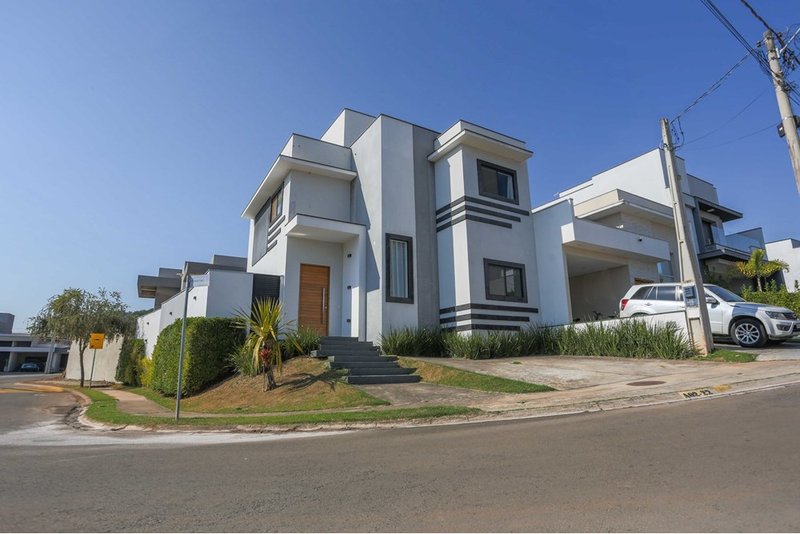 Casa à venda, 140m - 3 Dorm. 2 Suítes - R$ 880.000 - Condomínio Reserva Ipanema - Sorocaba Avenida Ipanema Sorocaba - 