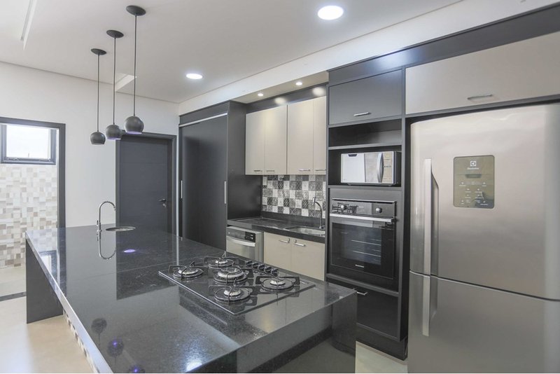 Casa à venda, 140m - 3 Dorm. 2 Suítes - R$ 880.000 - Condomínio Reserva Ipanema - Sorocaba Avenida Ipanema Sorocaba - 