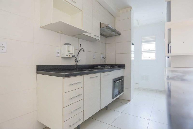 Apartamento à venda, 55m - 2 Dorm. - R$ 198.880 - Cond. Ilha de Malaga - Votorantim SP Avenida Cristiano Vieira Pedrico Votorantim - 