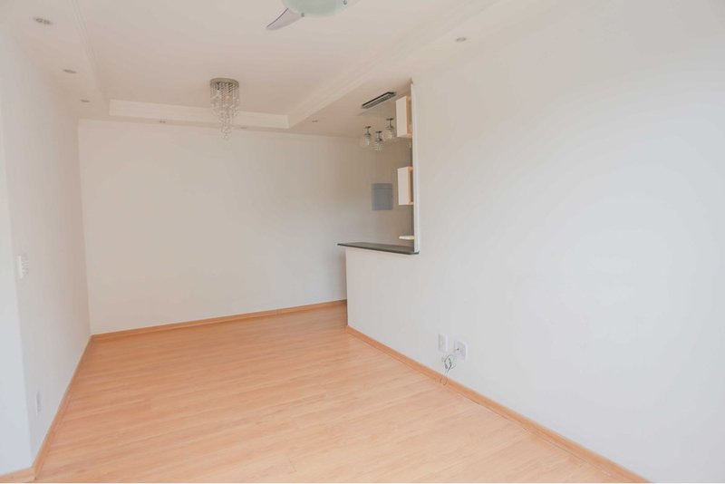 Apartamento à venda, 55m - 2 Dorm. - R$ 198.880 - Cond. Ilha de Malaga - Votorantim SP Avenida Cristiano Vieira Pedrico Votorantim - 