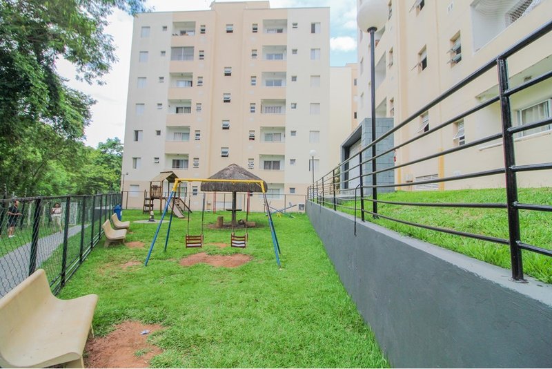 Apartamento à venda, 55m - 2 Dorm. - R$ 198.880 - Cond. Ilha de Malaga - Votorantim SP Avenida Cristiano Vieira Pedrico Votorantim - 