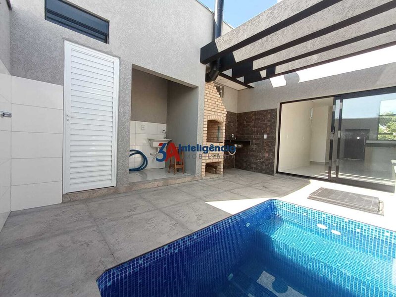 CASA COND. VILLAGIO IPANEMA I – SOROCABA  Sorocaba - 