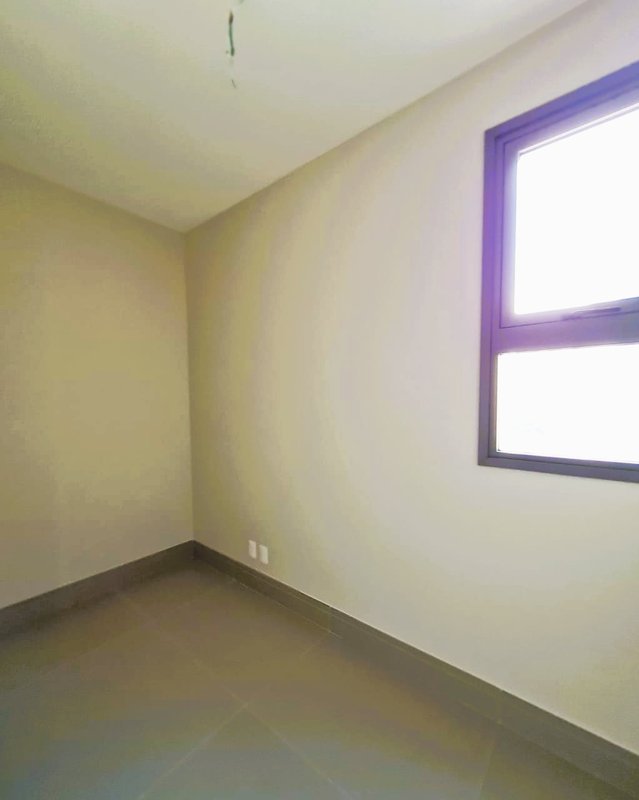 APARTAMENTO À VENDA DE ALTO PADRÃO - 350m² - 4 DORMITÓRIOS - 4 SUÍTES - 5 VAGAS DE GARAGEM Rua Doutor Veiga Filho São Paulo - 