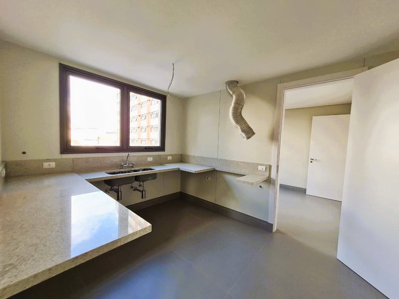 APARTAMENTO À VENDA DE ALTO PADRÃO - 350m² - 4 DORMITÓRIOS - 4 SUÍTES - 5 VAGAS DE GARAGEM Rua Doutor Veiga Filho São Paulo - 