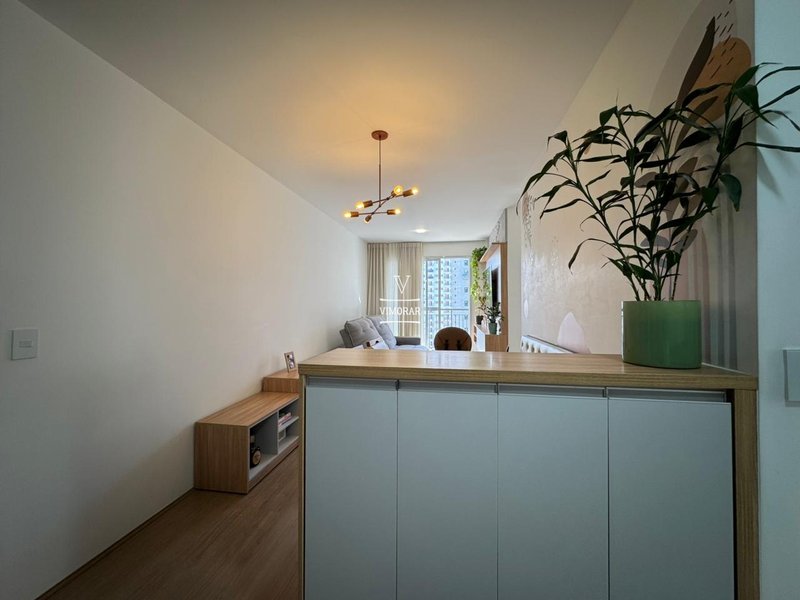 Apartamento 3 dormitórios sendo 1 suíte + 2 vagas de garagem  Guarulhos - 