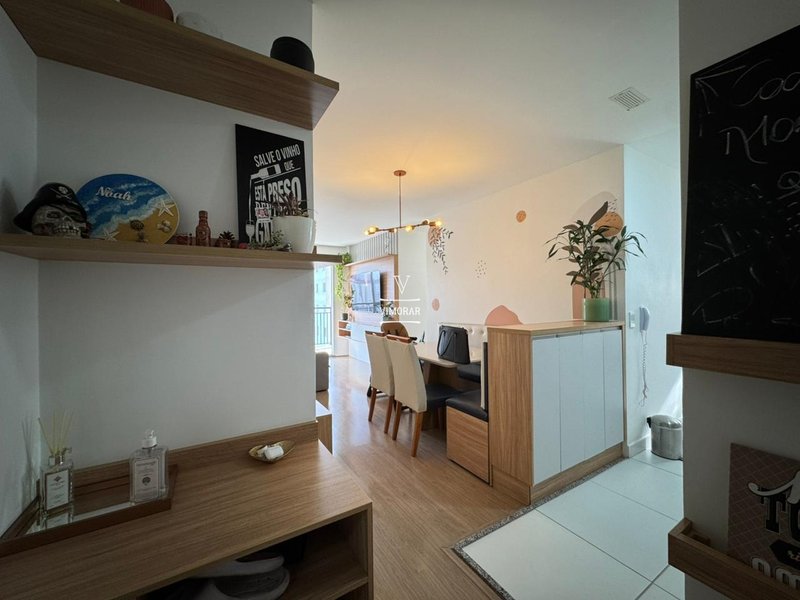 Apartamento 3 dormitórios sendo 1 suíte + 2 vagas de garagem  Guarulhos - 