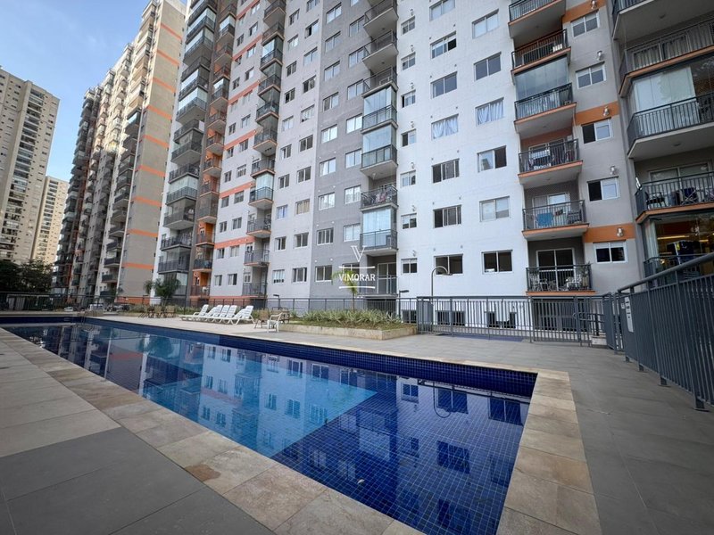 Apartamento 3 dormitórios sendo 1 suíte + 2 vagas de garagem  Guarulhos - 
