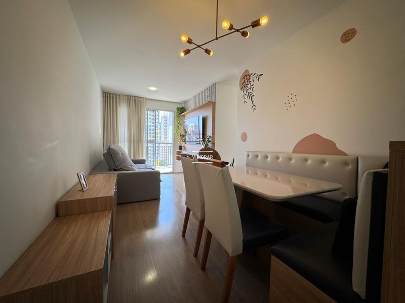 Apartamento 3 dormitórios sendo 1 suíte + 2 vagas de garagem  Guarulhos - 