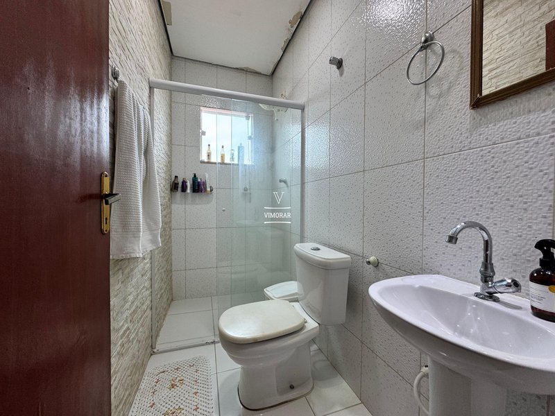 Sobrado 3 dormit&oacute;rios sendo 1 su&iacute;te + 2 vagas de garagem  Guarulhos - 