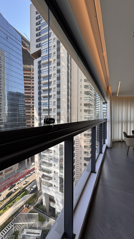 O APARTAMENTO QUE REDEFINE O LUXO NO CENÁRIO MAIS REVITALIZADO DE SÃO PAULO Rua Engenheiro Mesquita Sampaio São Paulo - 