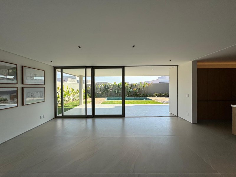 Resid&ecirc;ncia Exclusiva de Alto Padr&atilde;o &ndash; Conforto e Sofistica&ccedil;&atilde;o em condom&iacute;nio de Luxo Avenida Marcelo Fiolo Pupo de Campos Ferreira Campinas - 