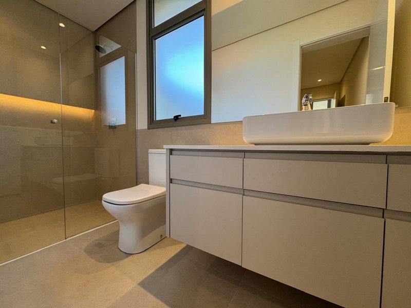 Resid&ecirc;ncia Exclusiva de Alto Padr&atilde;o &ndash; Conforto e Sofistica&ccedil;&atilde;o em condom&iacute;nio de Luxo Avenida Marcelo Fiolo Pupo de Campos Ferreira Campinas - 