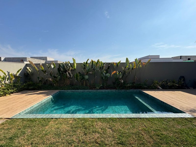 Resid&ecirc;ncia Exclusiva de Alto Padr&atilde;o &ndash; Conforto e Sofistica&ccedil;&atilde;o em condom&iacute;nio de Luxo Avenida Marcelo Fiolo Pupo de Campos Ferreira Campinas - 