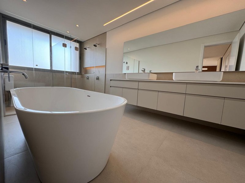 Resid&ecirc;ncia Exclusiva de Alto Padr&atilde;o &ndash; Conforto e Sofistica&ccedil;&atilde;o em condom&iacute;nio de Luxo Avenida Marcelo Fiolo Pupo de Campos Ferreira Campinas - 