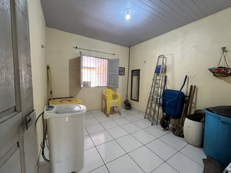 Casa com Piscina Bom Jesus Rua Adelino de Barros Salinópolis - 