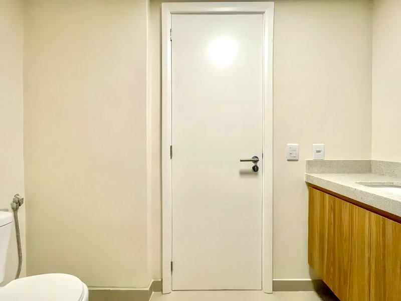 R$ 850.000 - ENORME APARTAMENTO - REFORMADO - 120M2 - 3 DORM - SUÍTE - 2 VAGAS Avenida Iguassu Porto Alegre - 