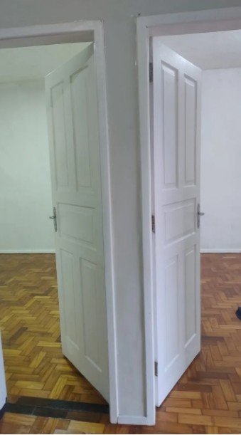 Alugo um apartamento de 2/4 em Casca Dura - Rio de Janeiro Rua Tomás Alves Rio de Janeiro - 