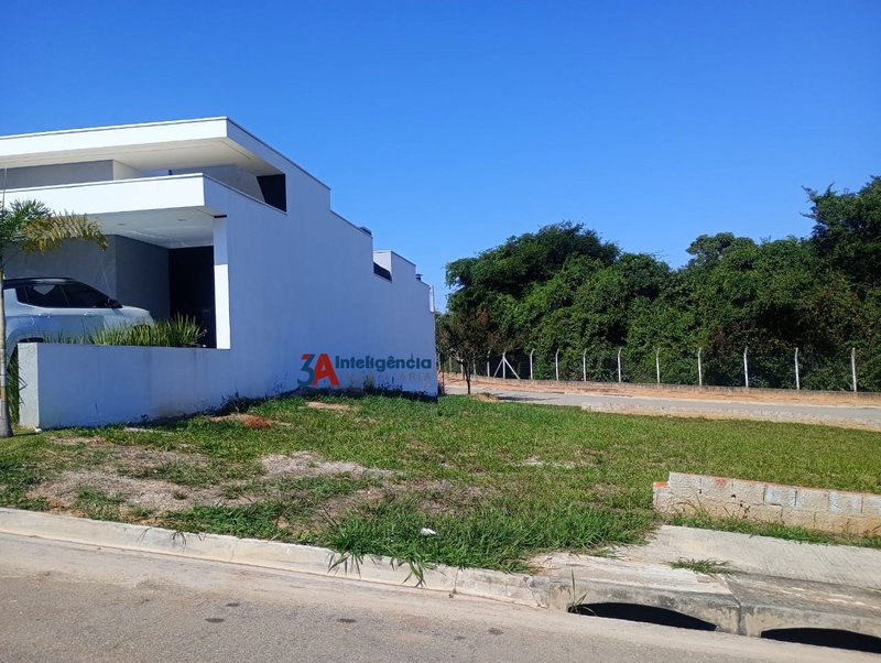 TERRENO COND. VILLAGIO IPANEMA I – SOROCABA  Sorocaba - 