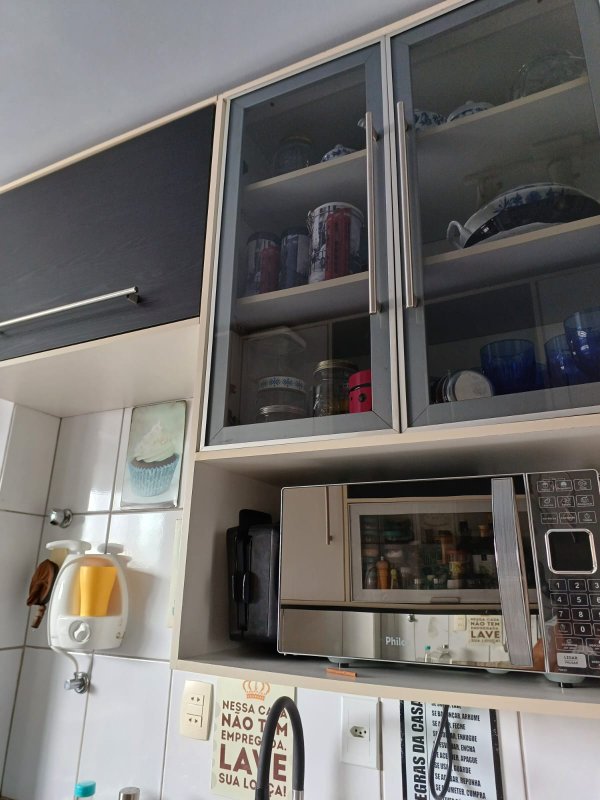APARTAMENTO 3 QUARTOS SUÍTE VARANDA DEPENDÊNCIA NASCENTE 2 GARAGENS À VENDA EM BROTAS! Rua Comendador Pereira da Silva Salvador - 
