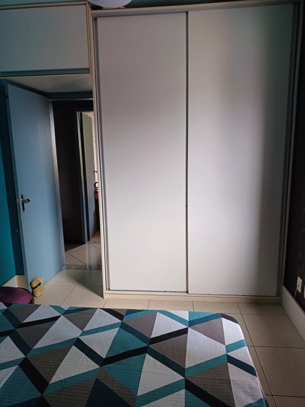 APARTAMENTO 3 QUARTOS SUÍTE VARANDA DEPENDÊNCIA NASCENTE 2 GARAGENS À VENDA EM BROTAS! Rua Comendador Pereira da Silva Salvador - 
