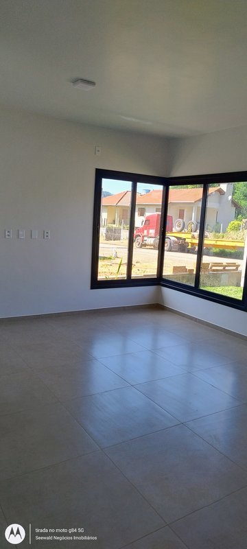 ✔️ Bel&iacute;ssima Casa no centro de Presidente Lucena  Presidente Lucena - 