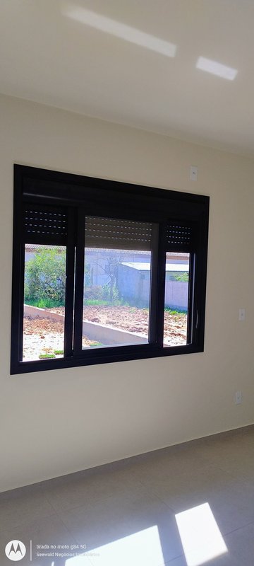 ✔️ Bel&iacute;ssima Casa no centro de Presidente Lucena  Presidente Lucena - 