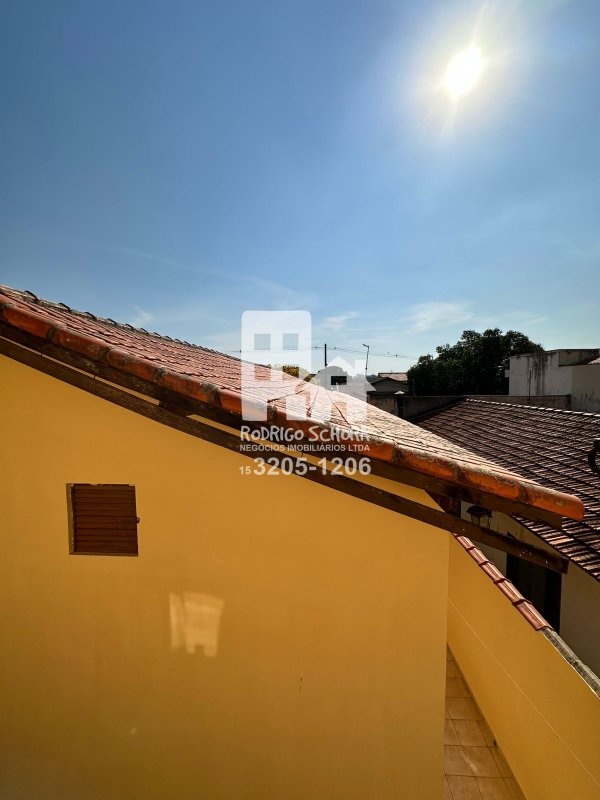 Casa maravilhosa com 3 quartos sendo uma suíte + edicula com 2 quartos e banheiro  Tatuí - 