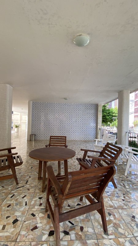 APARTAMENTO ACONCHEGANTE 3 QUARTOS SALA GARAGEM SOLTA À VENDA NA BARRA! Rua Raul Drumond Salvador - 