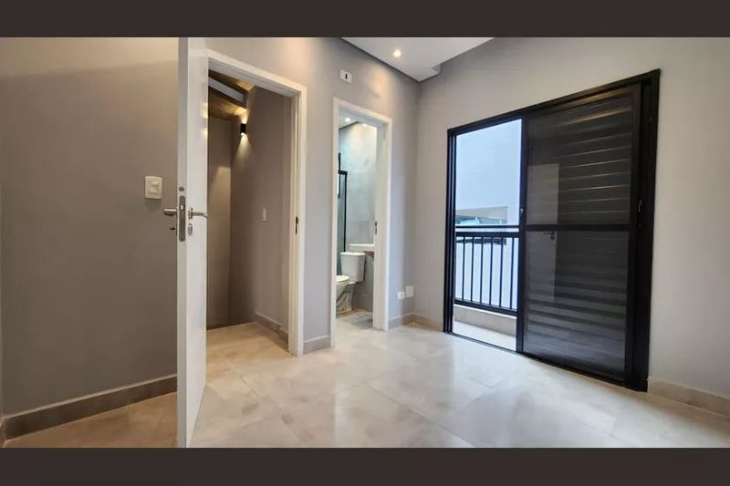 🏡 Village Lara – Marapé, Santos - SP Rua Alberto Veiga Santos - 