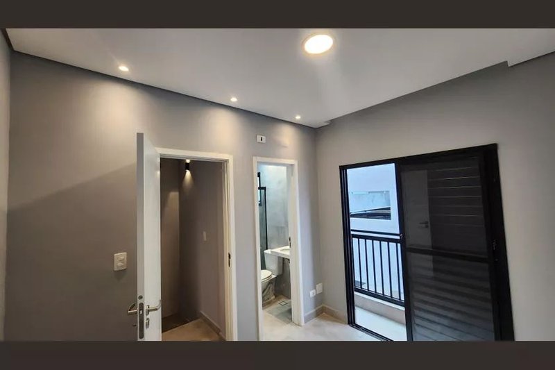 🏡 Village Lara – Marapé, Santos - SP Rua Alberto Veiga Santos - 