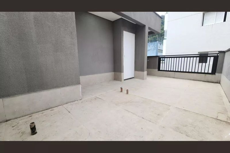 🏡 Village Lara – Marapé, Santos - SP Rua Alberto Veiga Santos - 