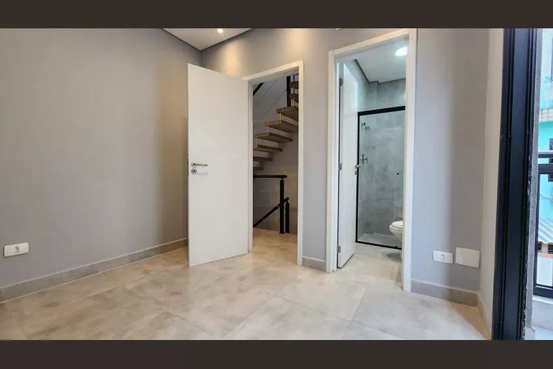 🏡 Village Lara – Marapé, Santos - SP Rua Alberto Veiga Santos - 