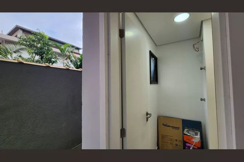 🏡 Village Lara – Marapé, Santos - SP Rua Alberto Veiga Santos - 