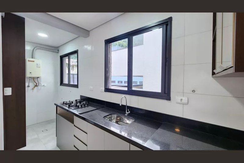 🏡 Village Lara – Marapé, Santos - SP Rua Alberto Veiga Santos - 