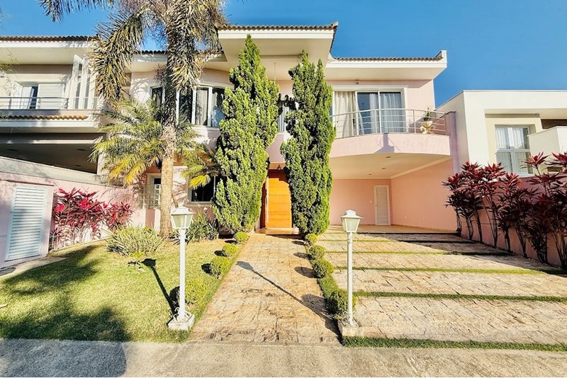 Casa à Venda 320m - R$ 1.950.000 - 4 Suites - Condominio Lago da Boa Vista - Sorocaba - SP Avenida Três de Março Sorocaba - 