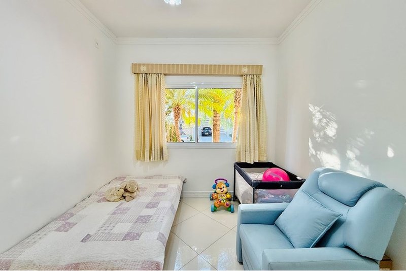 Casa à Venda 320m - R$ 1.950.000 - 4 Suites - Condominio Lago da Boa Vista - Sorocaba - SP Avenida Três de Março Sorocaba - 