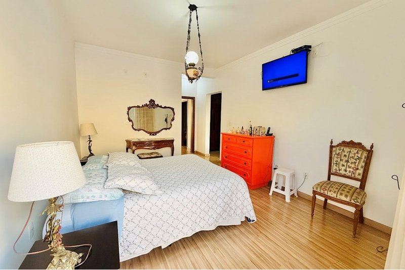 Casa à Venda 320m - R$ 1.950.000 - 4 Suites - Condominio Lago da Boa Vista - Sorocaba - SP Avenida Três de Março Sorocaba - 