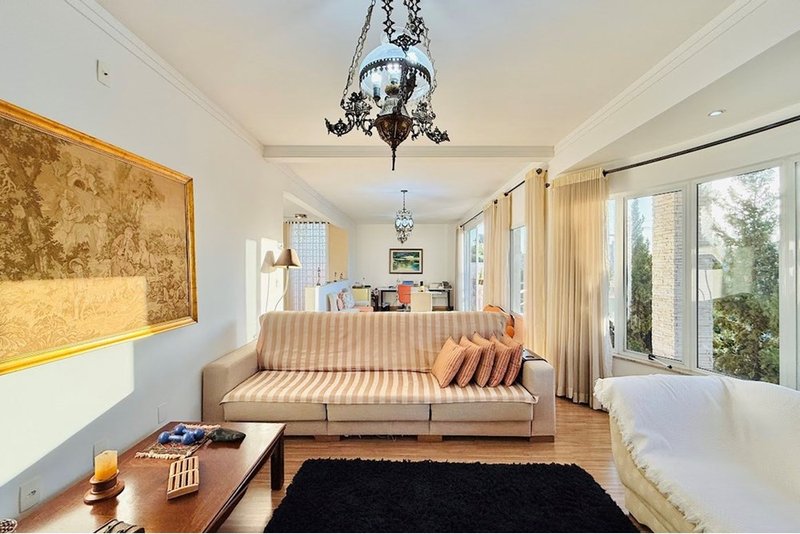 Casa à Venda 320m - R$ 1.950.000 - 4 Suites - Condominio Lago da Boa Vista - Sorocaba - SP Avenida Três de Março Sorocaba - 