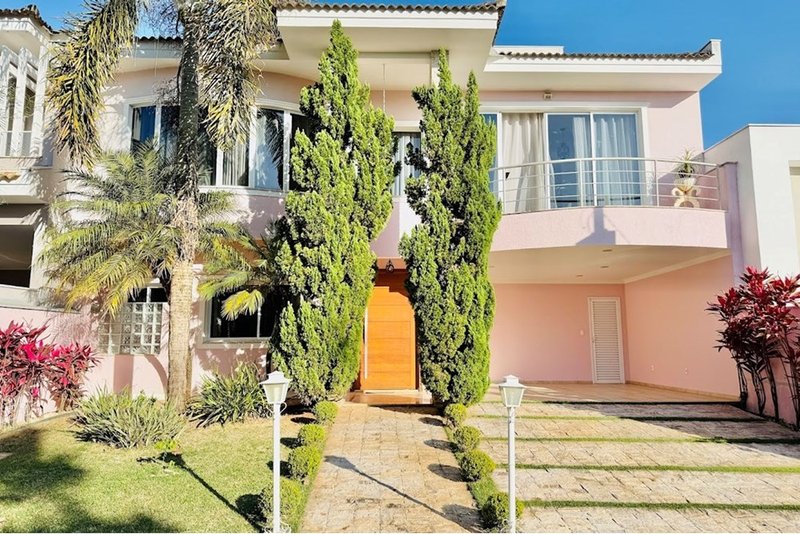 Casa à Venda 320m - R$ 1.950.000 - 4 Suites - Condominio Lago da Boa Vista - Sorocaba - SP Avenida Três de Março Sorocaba - 