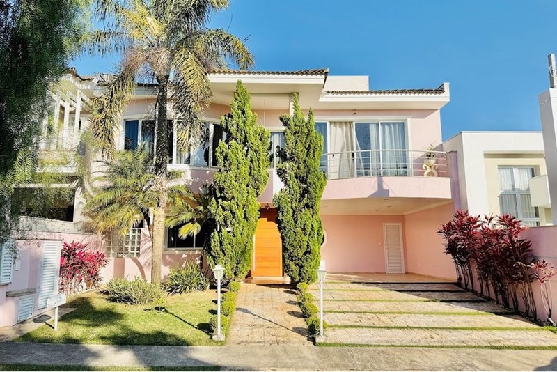 Casa à Venda 320m - R$ 1.950.000 - 4 Suites - Condominio Lago da Boa Vista - Sorocaba - SP Avenida Três de Março Sorocaba - 