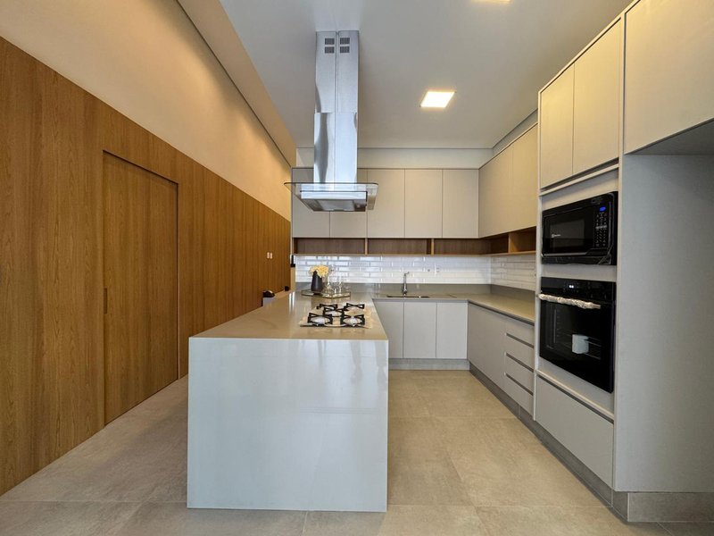 Casa Térrea Mobiliada à Venda no Residencial Santorine, Paulínia-SP Rua Sebastião Cardoso Paulínia - 