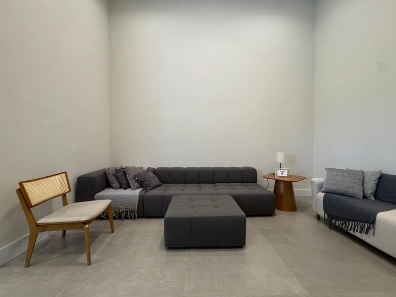 Casa Térrea Mobiliada à Venda no Residencial Santorine, Paulínia-SP Rua Sebastião Cardoso Paulínia - 