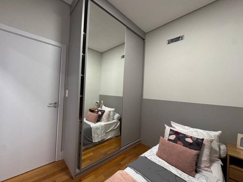 Casa Térrea Mobiliada à Venda no Residencial Santorine, Paulínia-SP Rua Sebastião Cardoso Paulínia - 