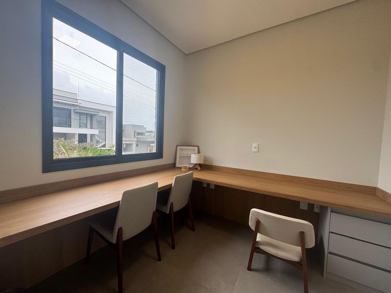 Casa Térrea Mobiliada à Venda no Residencial Santorine, Paulínia-SP Rua Sebastião Cardoso Paulínia - 