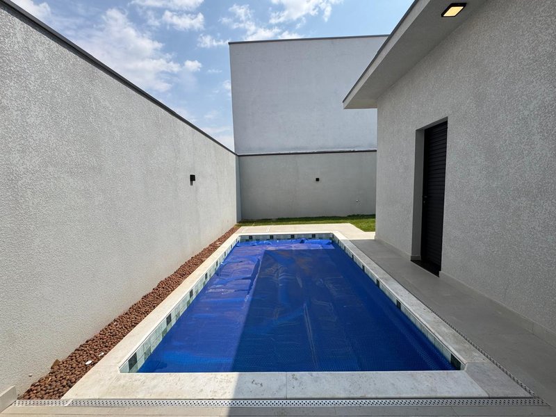 Casa Térrea Mobiliada à Venda no Residencial Santorine, Paulínia-SP Rua Sebastião Cardoso Paulínia - 