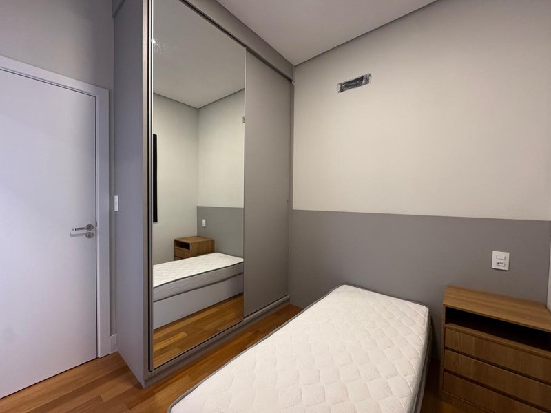 Casa Térrea Mobiliada à Venda no Residencial Santorine, Paulínia-SP Rua Sebastião Cardoso Paulínia - 